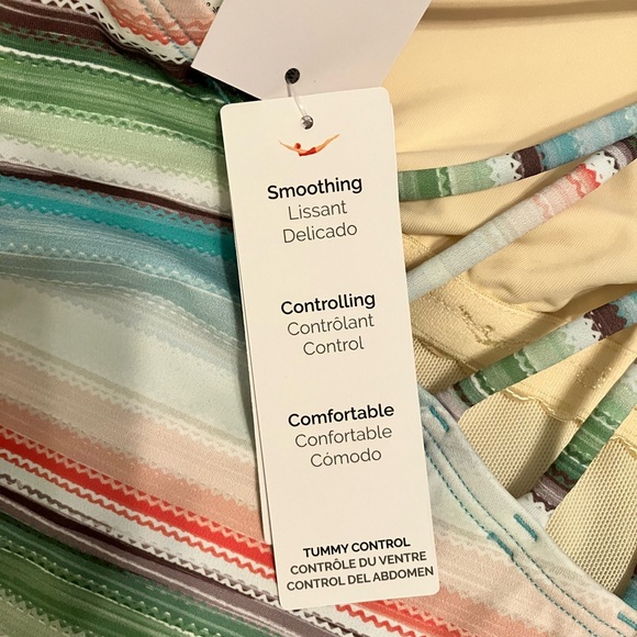 Jantzen One-Piece Swimsuit size 16 NWT Tummy Control - Picture 8 of 14